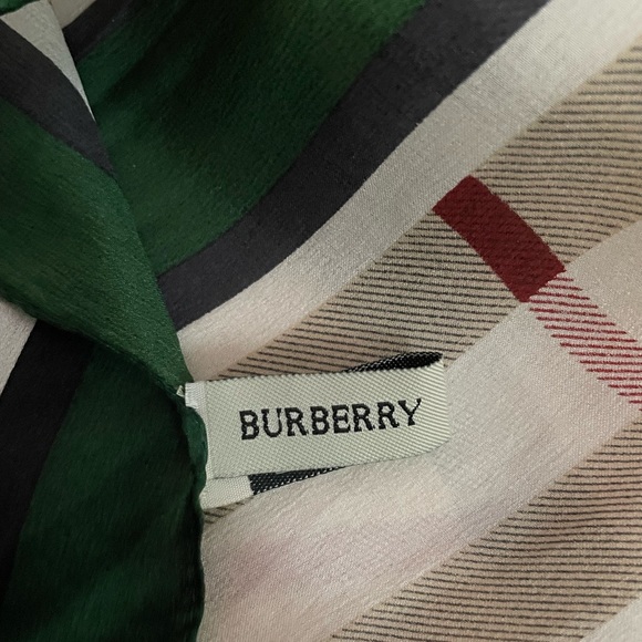 Burberry Plaid Scarf with Green Accents - Picture 2 of 3